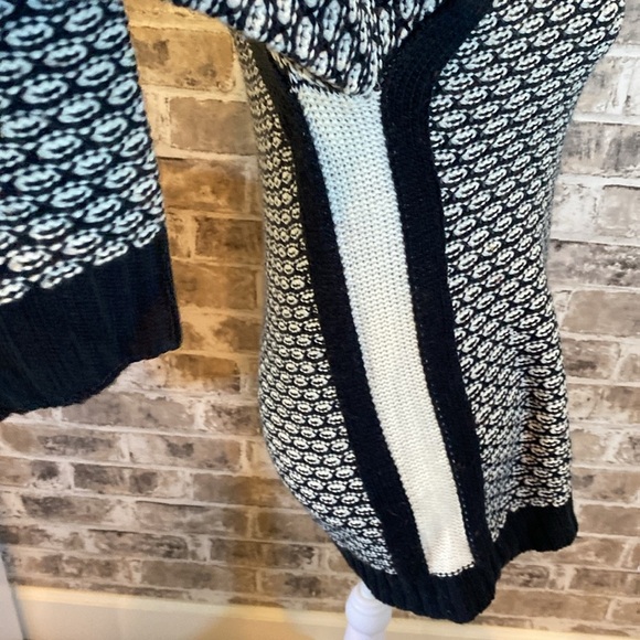 Hippie Rose Sweater. Size M. Navy and white. Really cute! - Picture 5 of 16